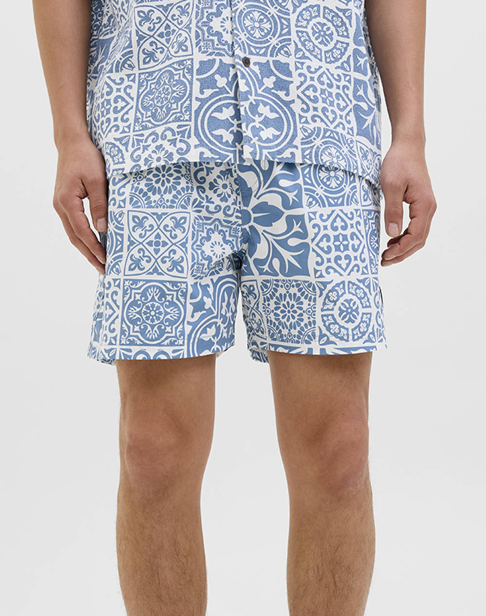 JACK&JONES JPSTMAUI JJSWIM AOP TILES AKM 12277730-Quiet HarborAOP LightBlue