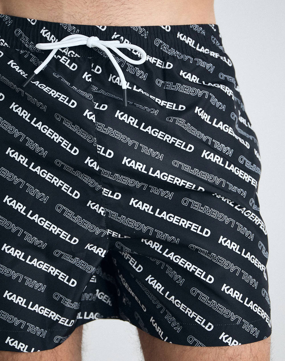 Karl Lagerfeld Diagonal Aop Short Boardshorts A2M46063-1Uy Black ανδρικά ρούχα μαγιό Σορτς Politikos Shop Πολιτικός