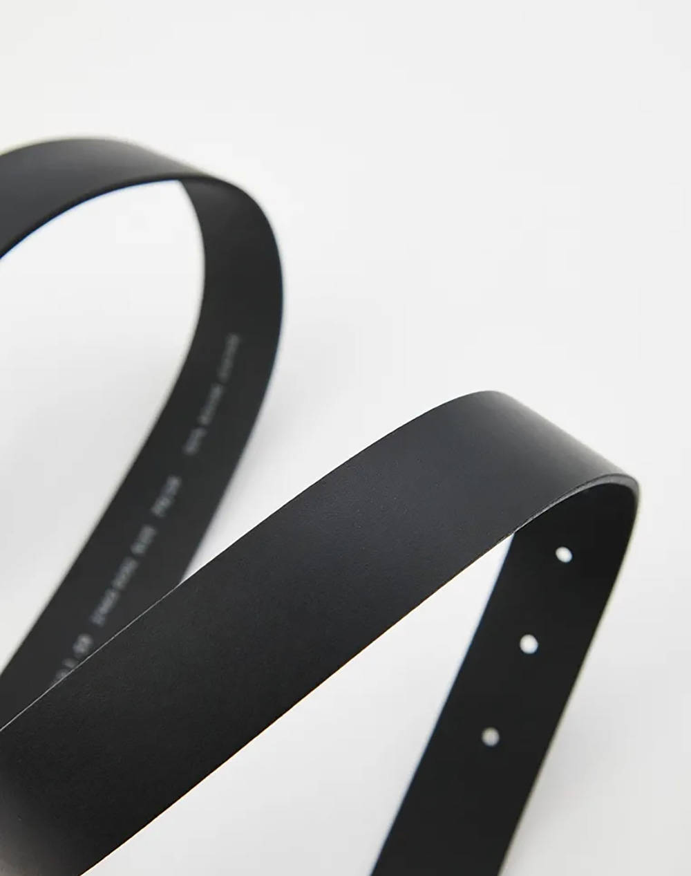 LEVIS HERMOSILLA 37460-0092-0092 Black φωτογραφία