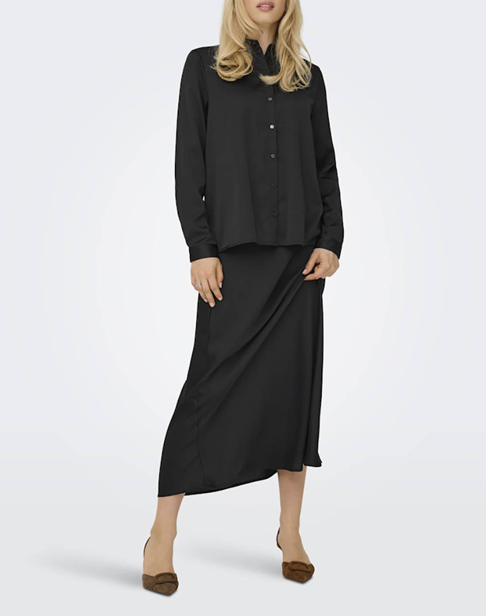Only Onlmika Vis Satin L S Shirt Wvn 15361190-Black Black Γυναικεία ρούχα πουκάμισα Politikos Shop Πολιτικός
