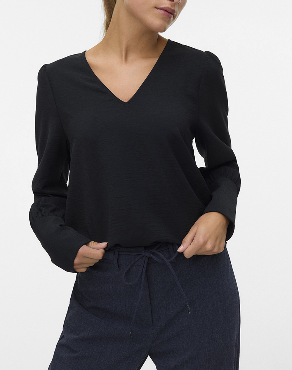 VERO MODA VMESME LS V-NECK TOP WVN GA 10338288-BLACK Black