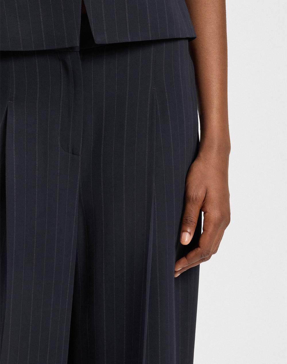 BOSS Tiana4 10274170 01 50548479-992 DarkBlue φωτογραφία