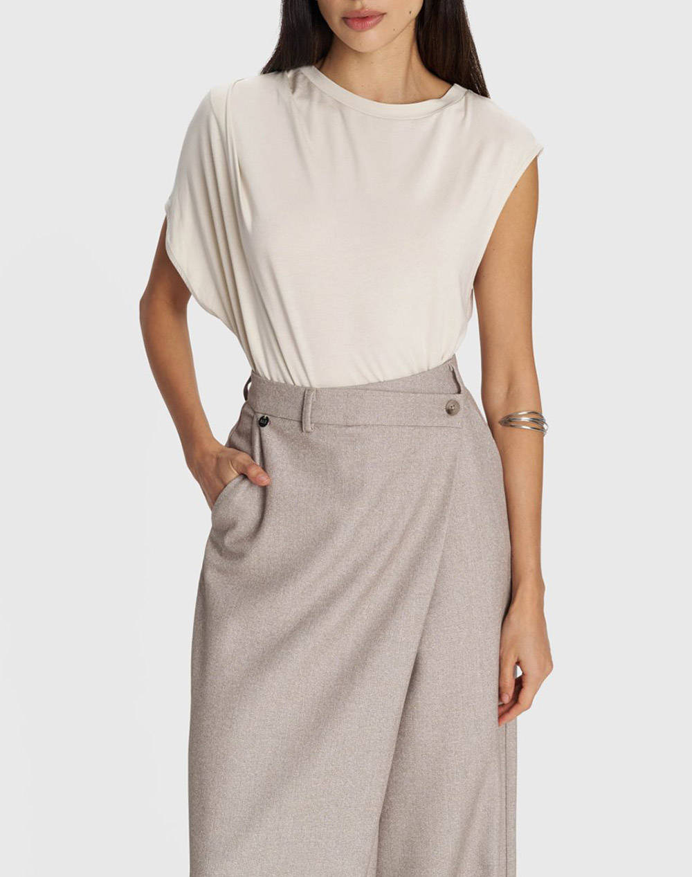 ALE ΜΠΛΟΥΖΑ 8922320-MPEZ Biege φωτογραφία