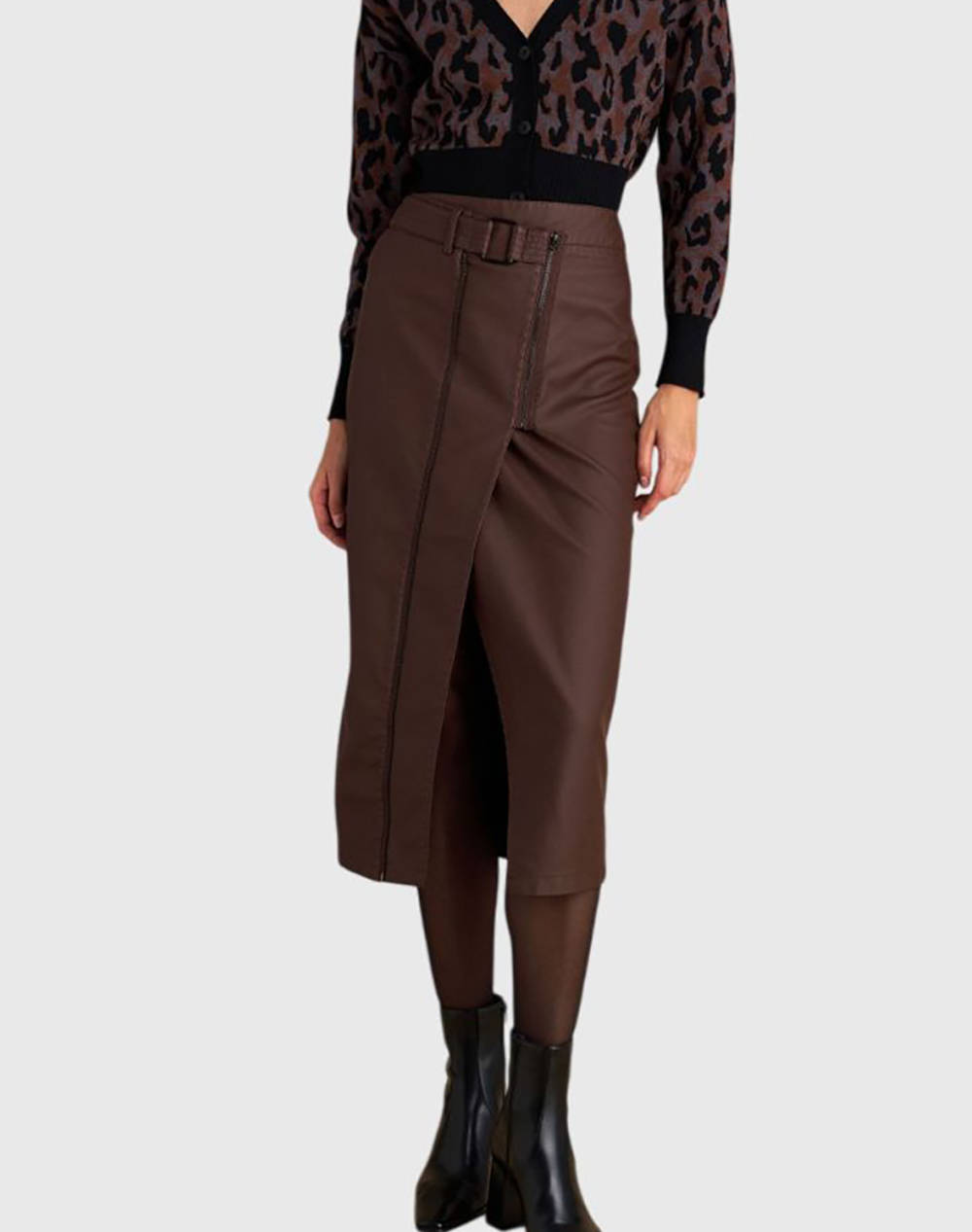 ATTRATTIVO ΦΟΥΣΤΑ 9921532-CHEST Brown