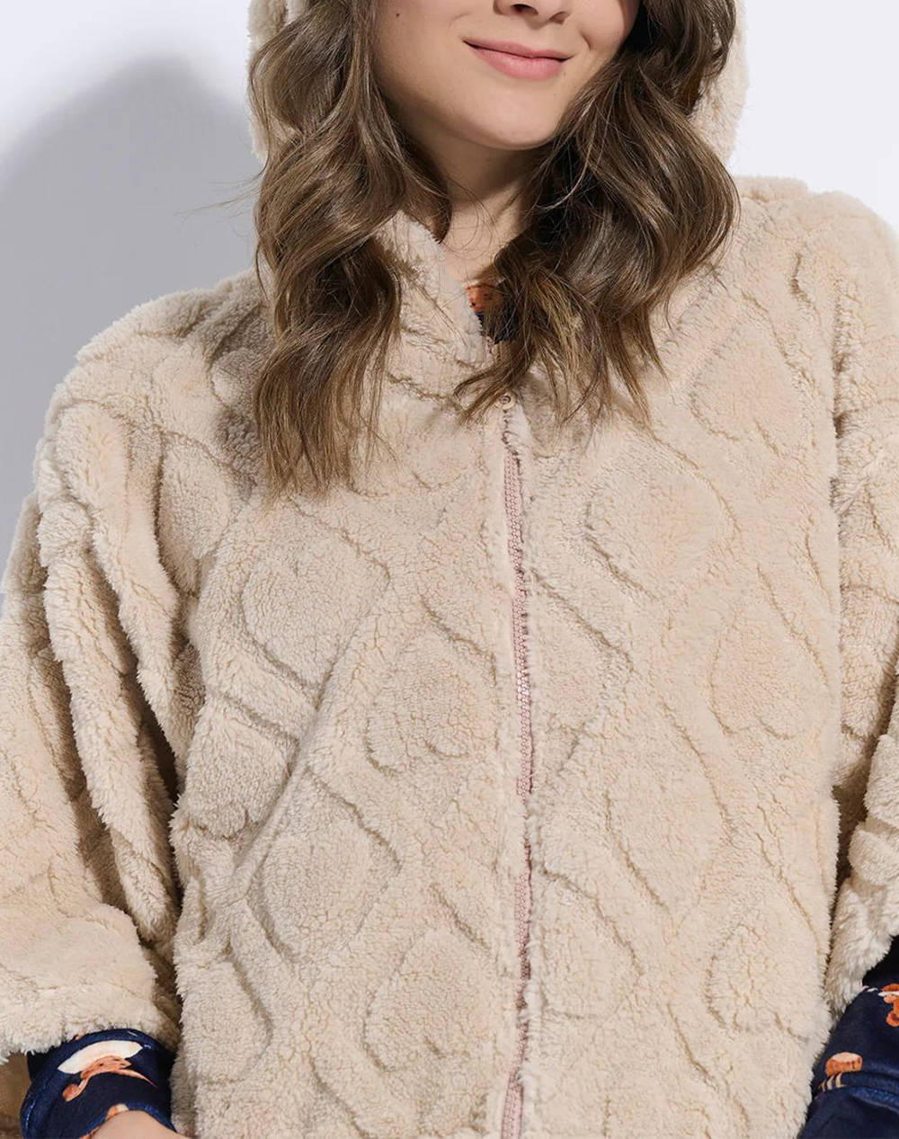 JEANNETTE ΣΑΚΑΚΙ ΦΕΡΜΟΥΑΡ ΦΛΙΣ ΚΑΡΔΙΕΣ J8171-ΜΠΕΖ Biege φωτογραφία