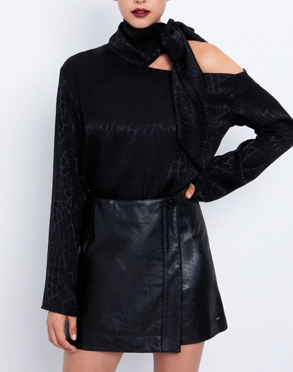 TOI&MOI ΜΠΛΟΥΖΑ 30-5719-225-320 Black