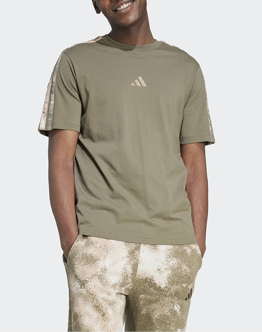 ADIDAS M SEA AOP T JM9201-OLISTR/MULTCO/WHITE Olive