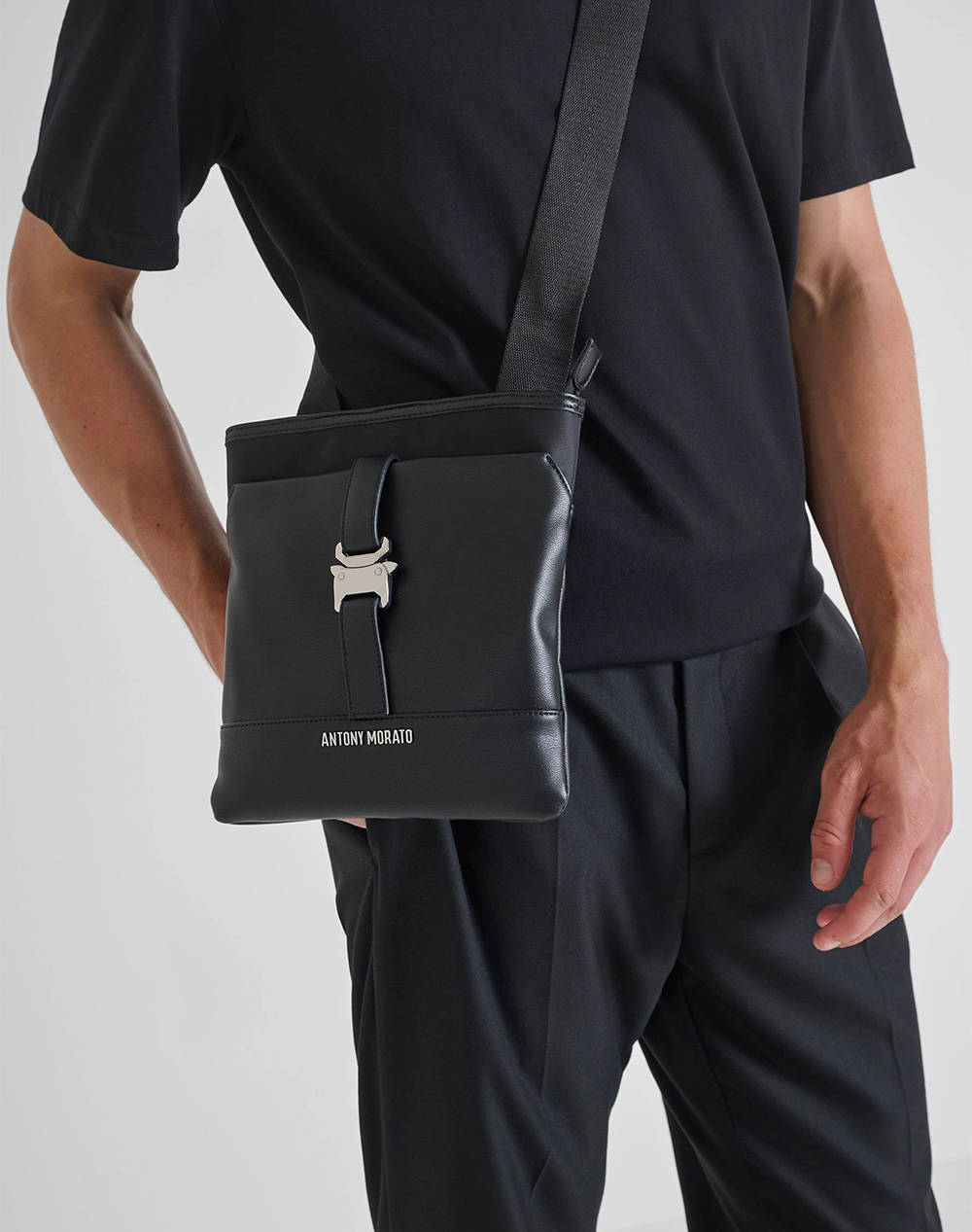 ANTONY MORATO MMAB00447FA600302 MIN OF 3 MESEENGER IN NYLON AND FAUX LEATHER.3D LOGO METAL RIVET.DOUBLE POCKETS WITH ZIP AND MAGNET CLOSURE ΤΣΑΝΤΑ ΑΝΔ