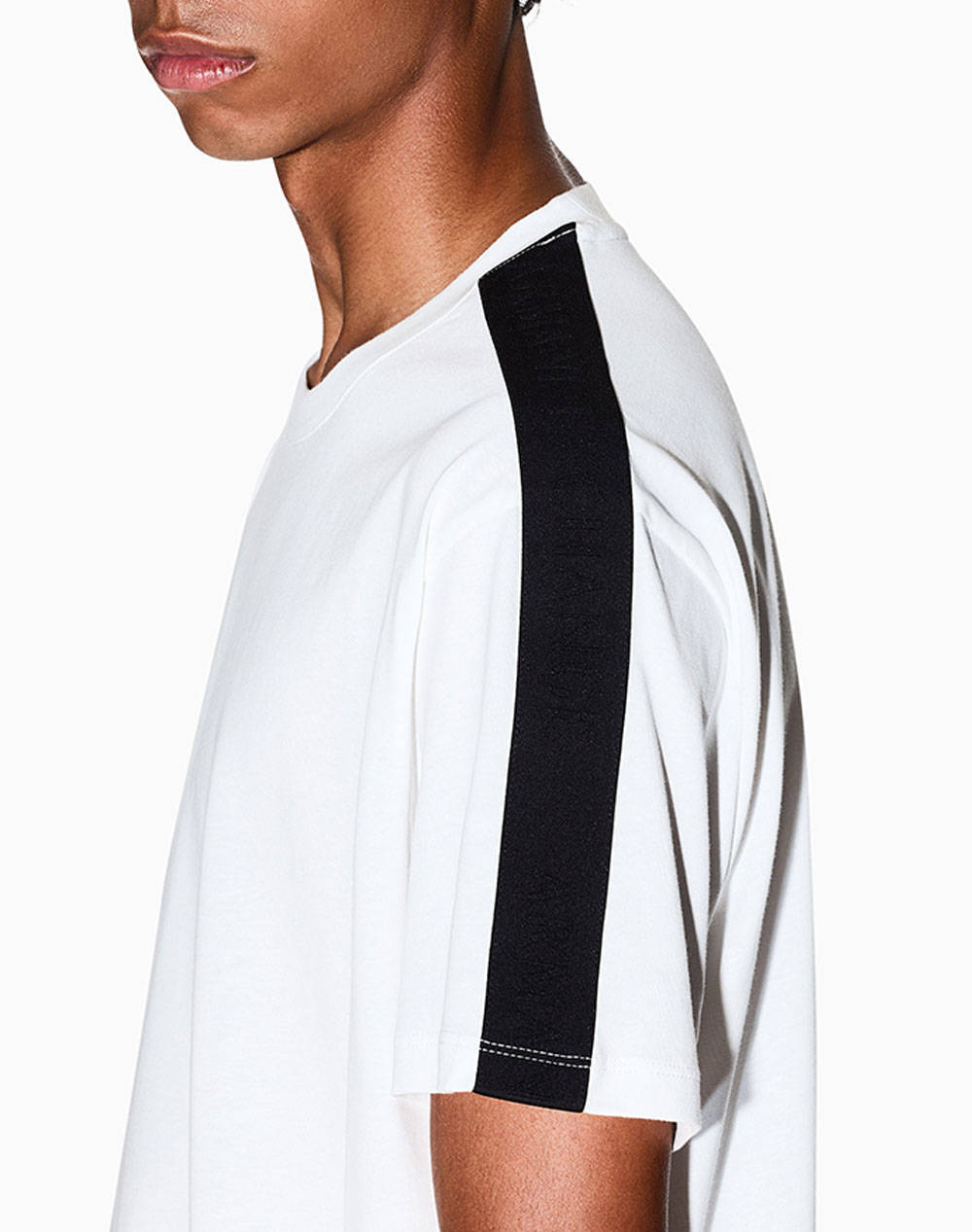 Armani Exchange T-Shirt Xm001283Af10361-U0009 Offwhite ανδρικά ρούχα μπλούζες Politikos Shop Πολιτικός