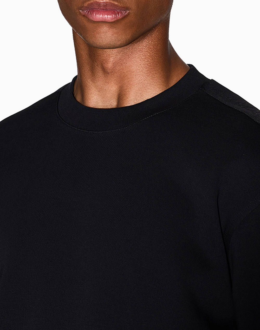 ARMANI EXCHANGE SWEATSHIRT XM001296AF10818-UC001 Black φωτογραφία