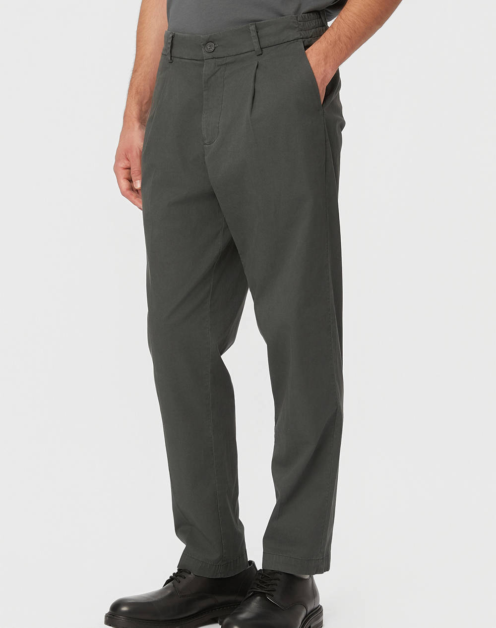 DIRTY LAUNDRY PLEATED PANTS DLMP000145-CHARCOAL Gray φωτογραφία