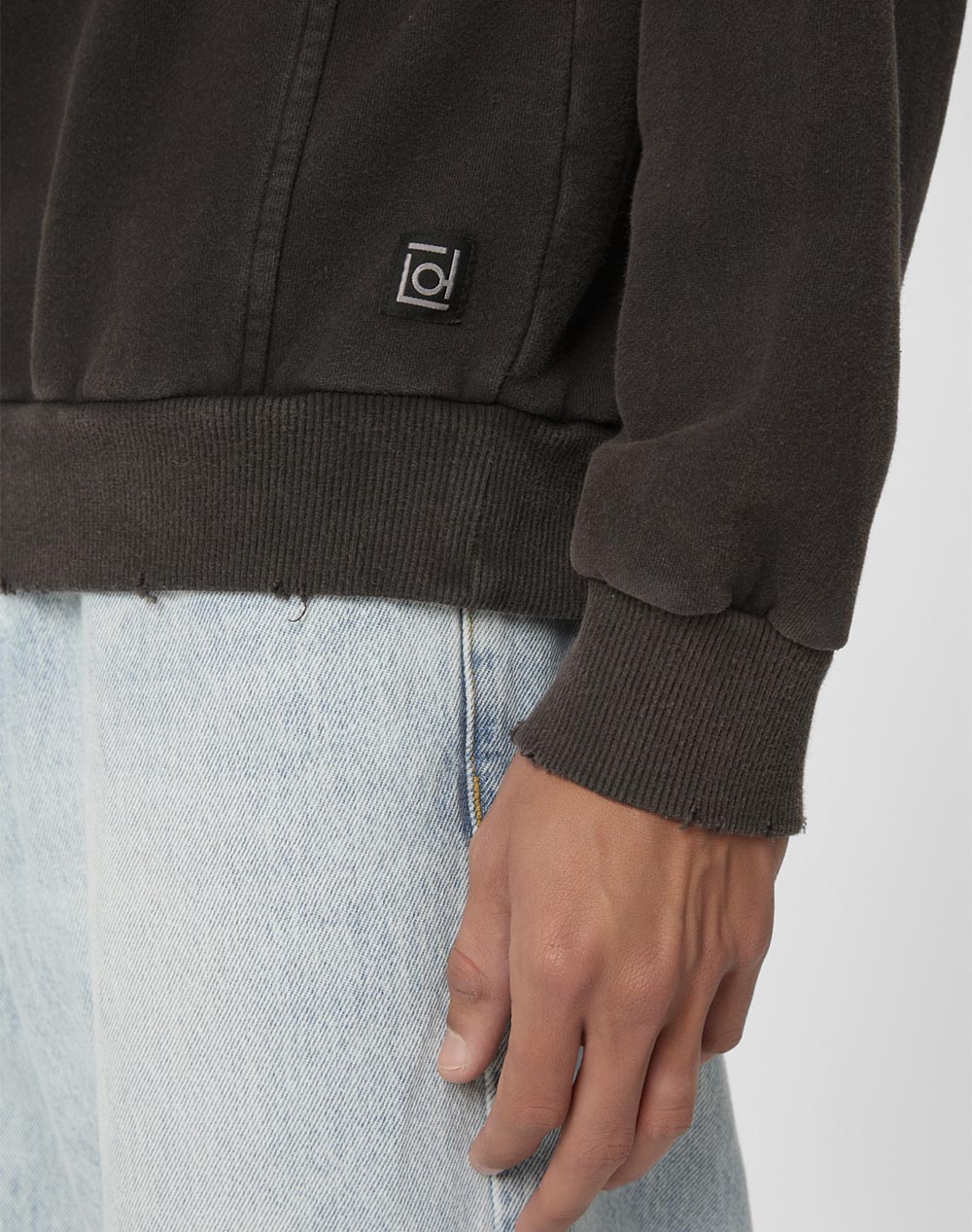 DIRTY LAUNDRY REGULAR CREWNECK WITH DESTROYS DLMC000136-VINTAGE BLACK JetBlack φωτογραφία