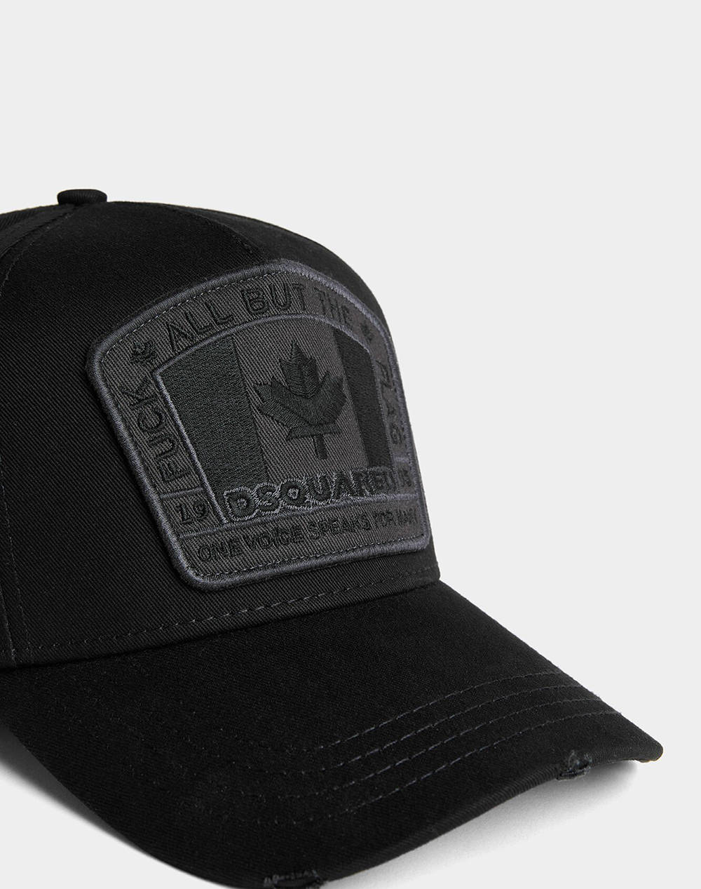 DSQUARED2 ΚΑΠΕΛΟ BCM401105C00001-M436 TotalBlack φωτογραφία