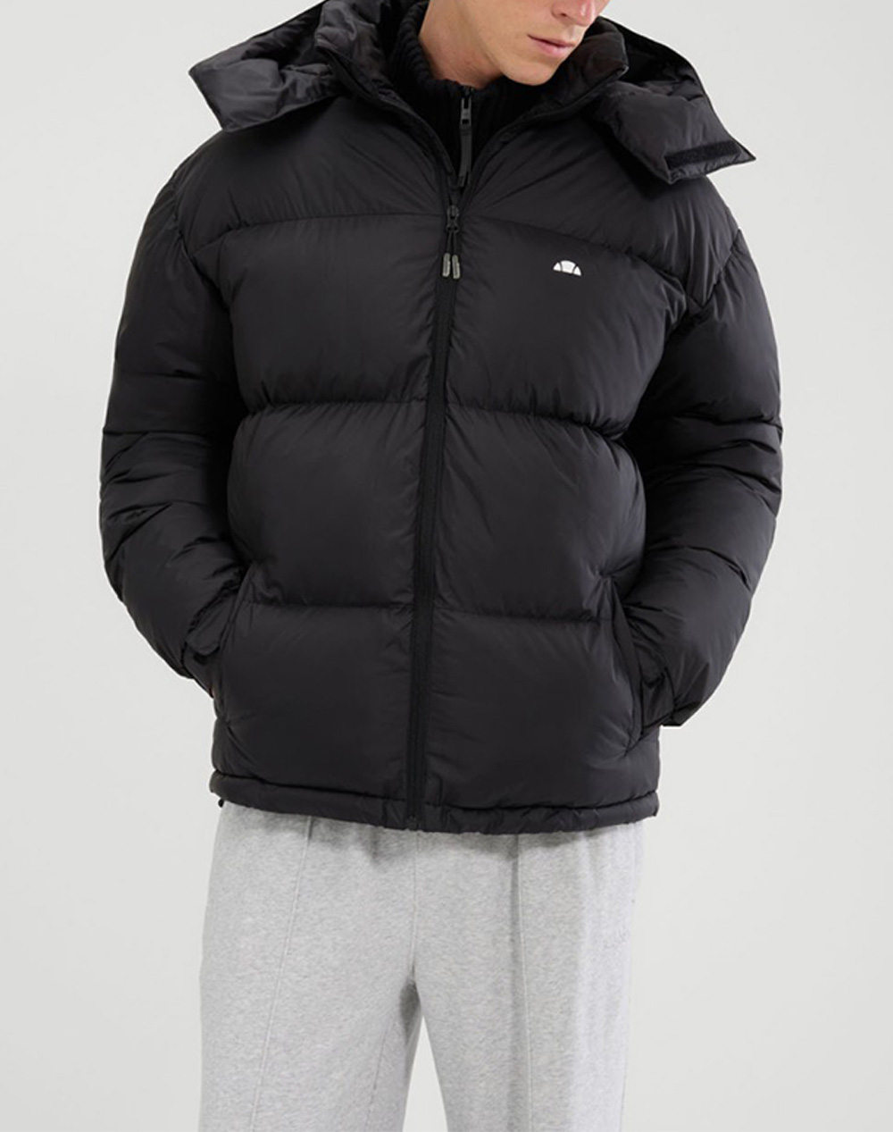 ELLESSE AW25 ADDITIONS DOMINICIS PADDED JACKET ΜΠΟΥΦΑΝ ΑΝΔΡΙΚΟ SHB23617-011 Black