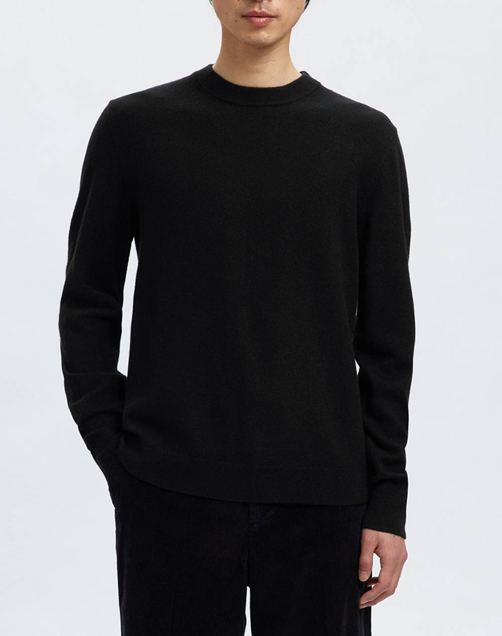 SELECTED SLHTRAY MERINO BRUSHED RELAXED CREW NOOS 16098204-BLACK Black