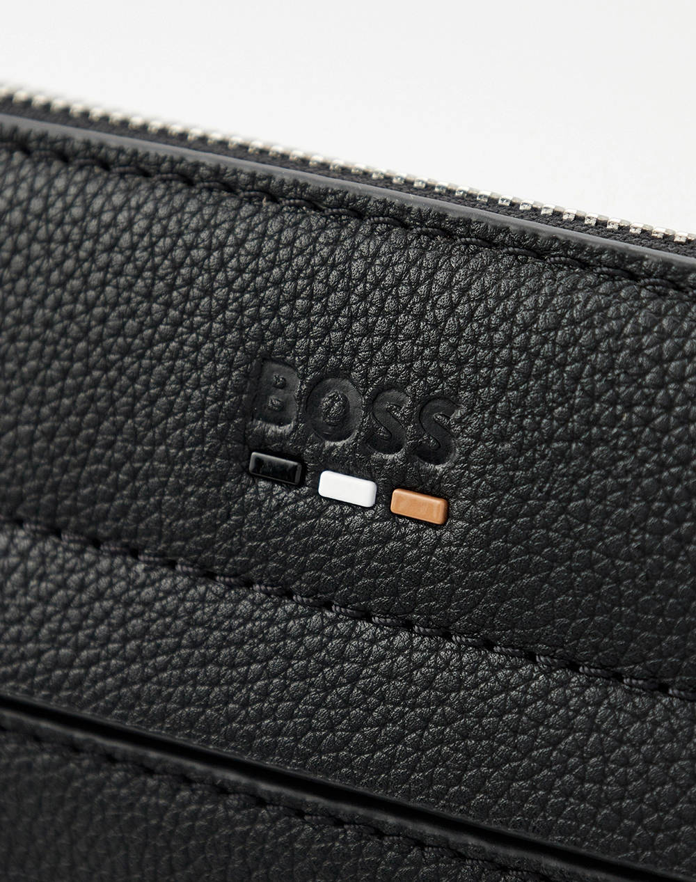 BOSS Ray_S zip env N. 10263216 01 (Διαστάσεις: 21 x 24 x 3.5εκ.) 50536477-001 Black φωτογραφία