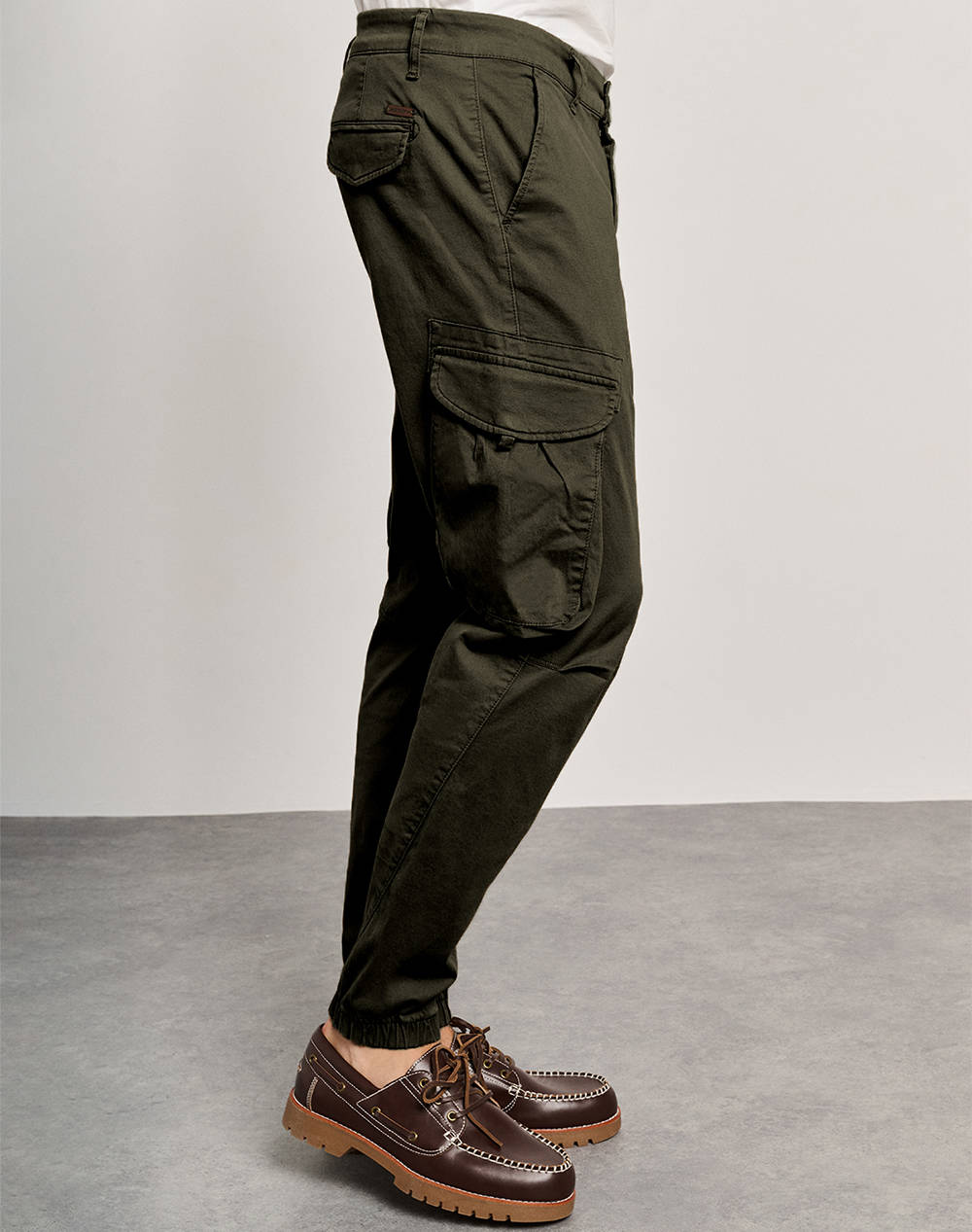 STAFF Felix Man Pant 5-864.811.9.054-Ν0005 Olive φωτογραφία