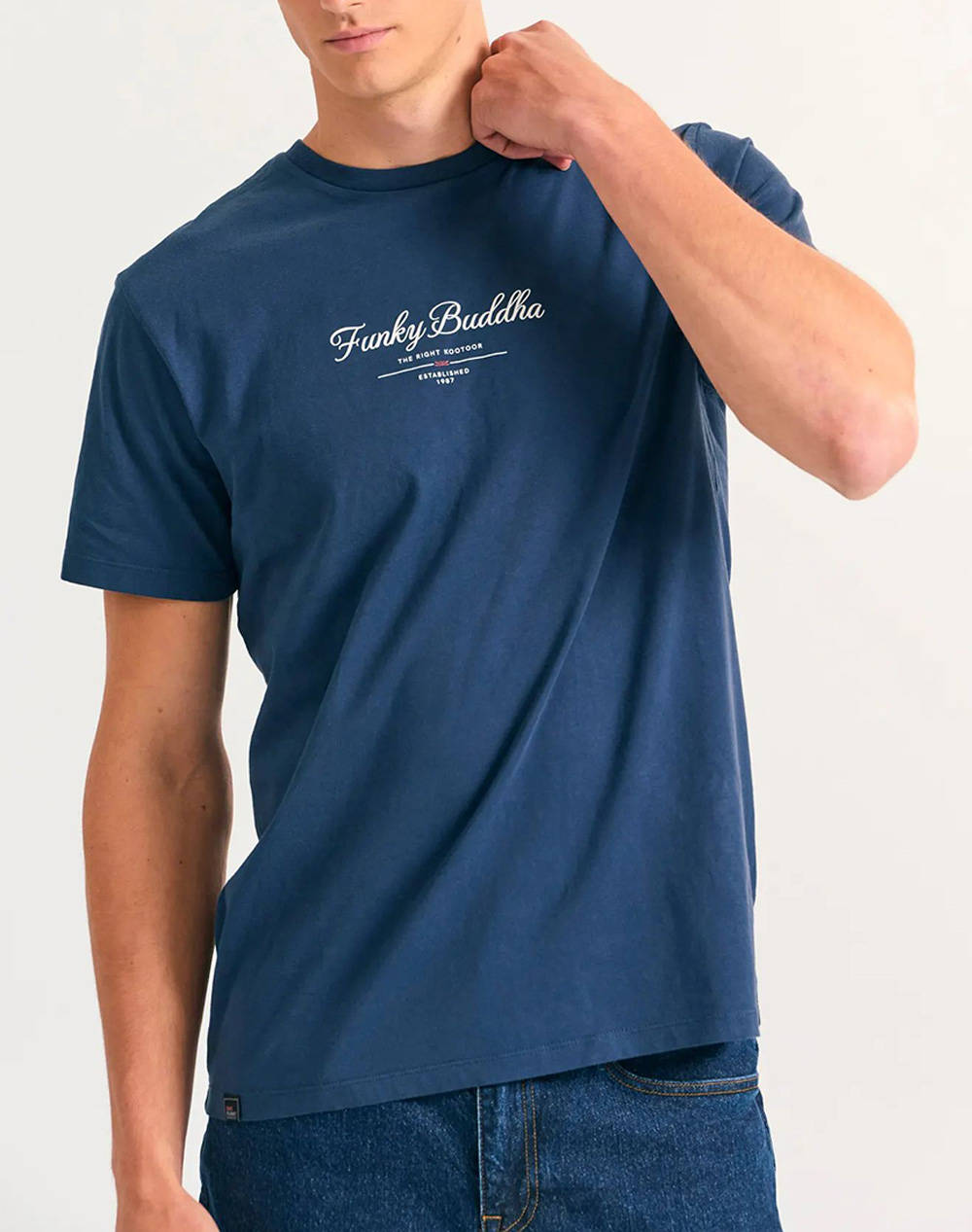 FUNKY BUDDHA Ανδρική Μπλούζα Με Κοντό Μανίκι Και Τύπωμα FBM012-031-04-NAVY NavyBlue