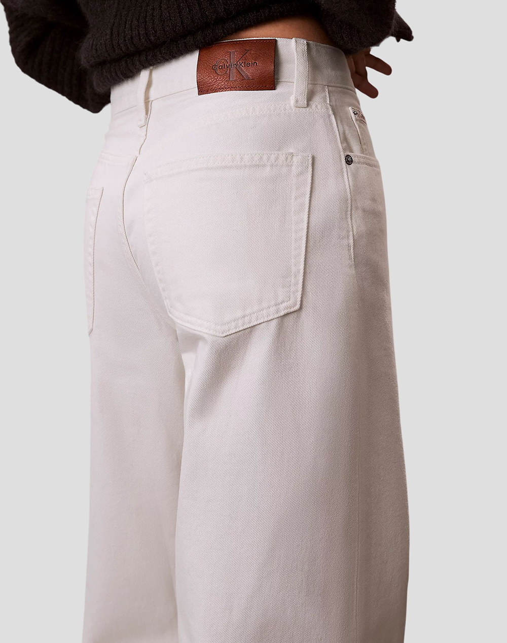 Calvin Klein Jeans The Wide Leg Raw Hem Chalk White Lv047F733G-Asnrg Offwhite Γυναικεία ρούχα παντελόνια Jean 5P Cargo Politikos Shop Πολιτικός