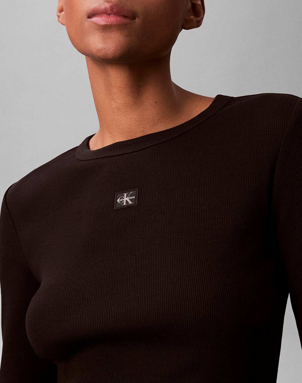 Calvin Klein Ls Woven Label 2X2 Rib Crew Top Lv047E205G-Ub1 Black Γυναικεία ρούχα μπλούζες Τ-Shirt Politikos Shop Πολιτικός