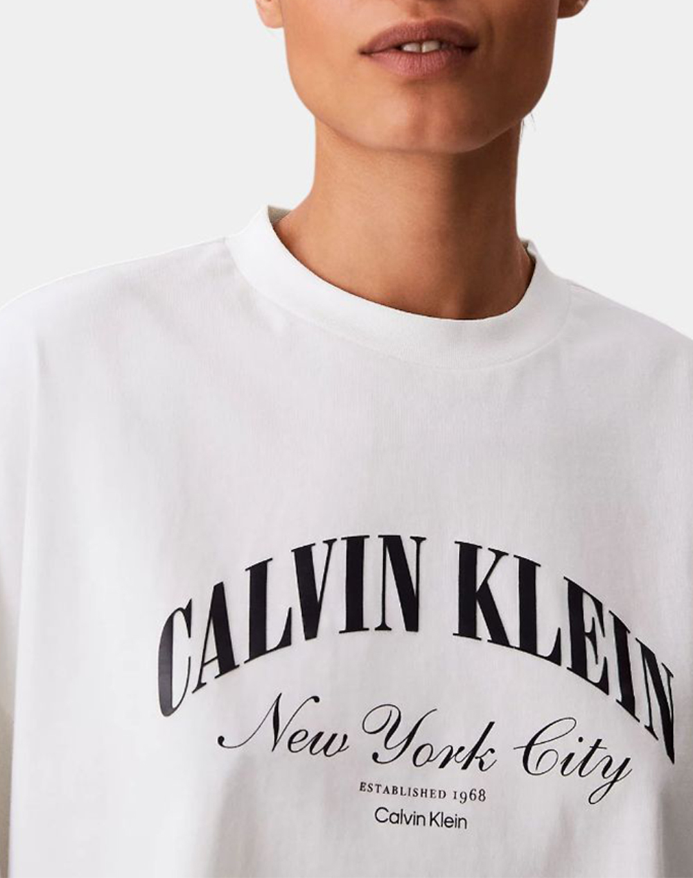 Calvin Klein Jeans Ss Cropped Boxy Heritage Crest L Lv047F813G-Yaf White Γυναικεία ρούχα μπλούζες Τ-Shirt Politikos Shop Πολιτικός