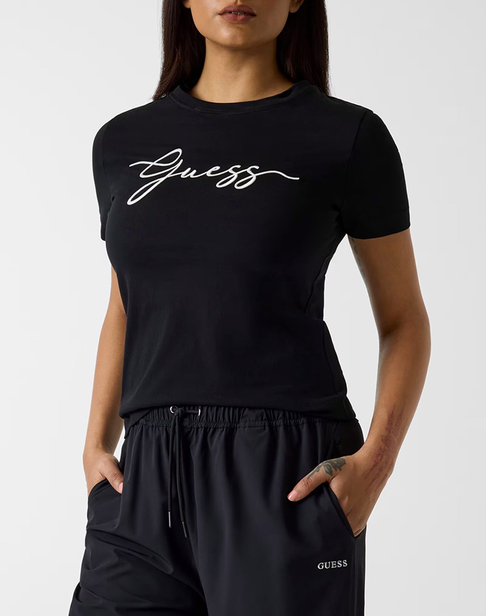 Guess Γυναικείο T-Shirt Κοντομάνικη Μαύρο Βαμβάκι