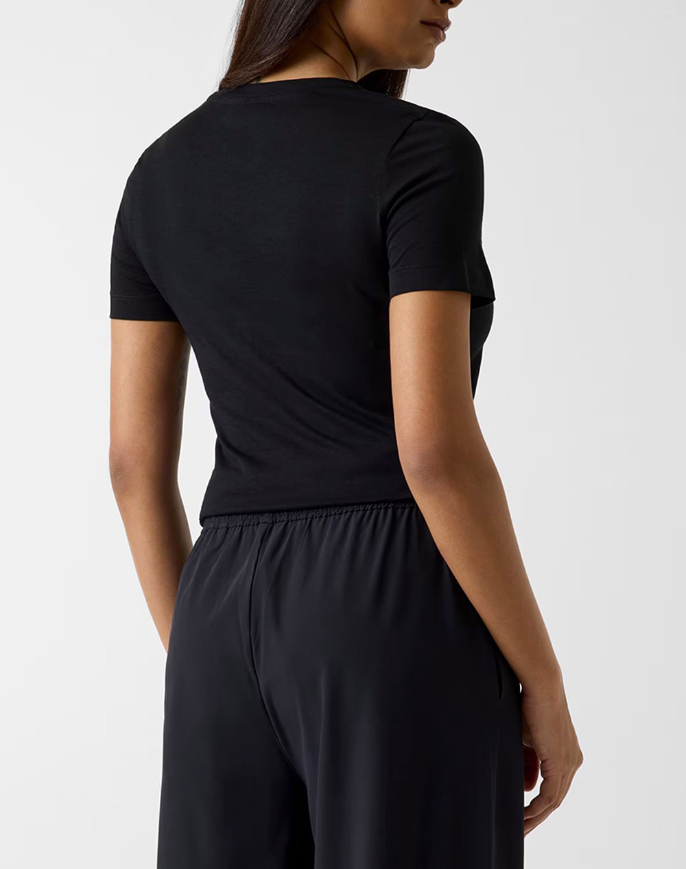 GUESS CIRCE SS CN T-SHIRT ΜΠΛΟΥΖΑ ΓΥΝΑΙΚΕΙΟ V6GI01K2962-JBLK Black