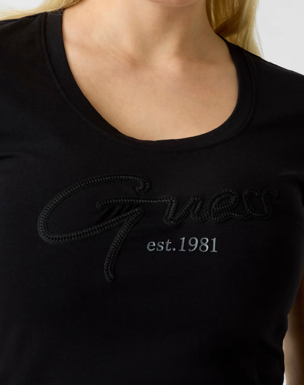Guess Ss Cn Script Tee Μπλούζα Γυναικείο W6Gi14K3033-Jblk Black Γυναικεία ρούχα μπλούζες Τ-Shirt Politikos Shop Πολιτικός