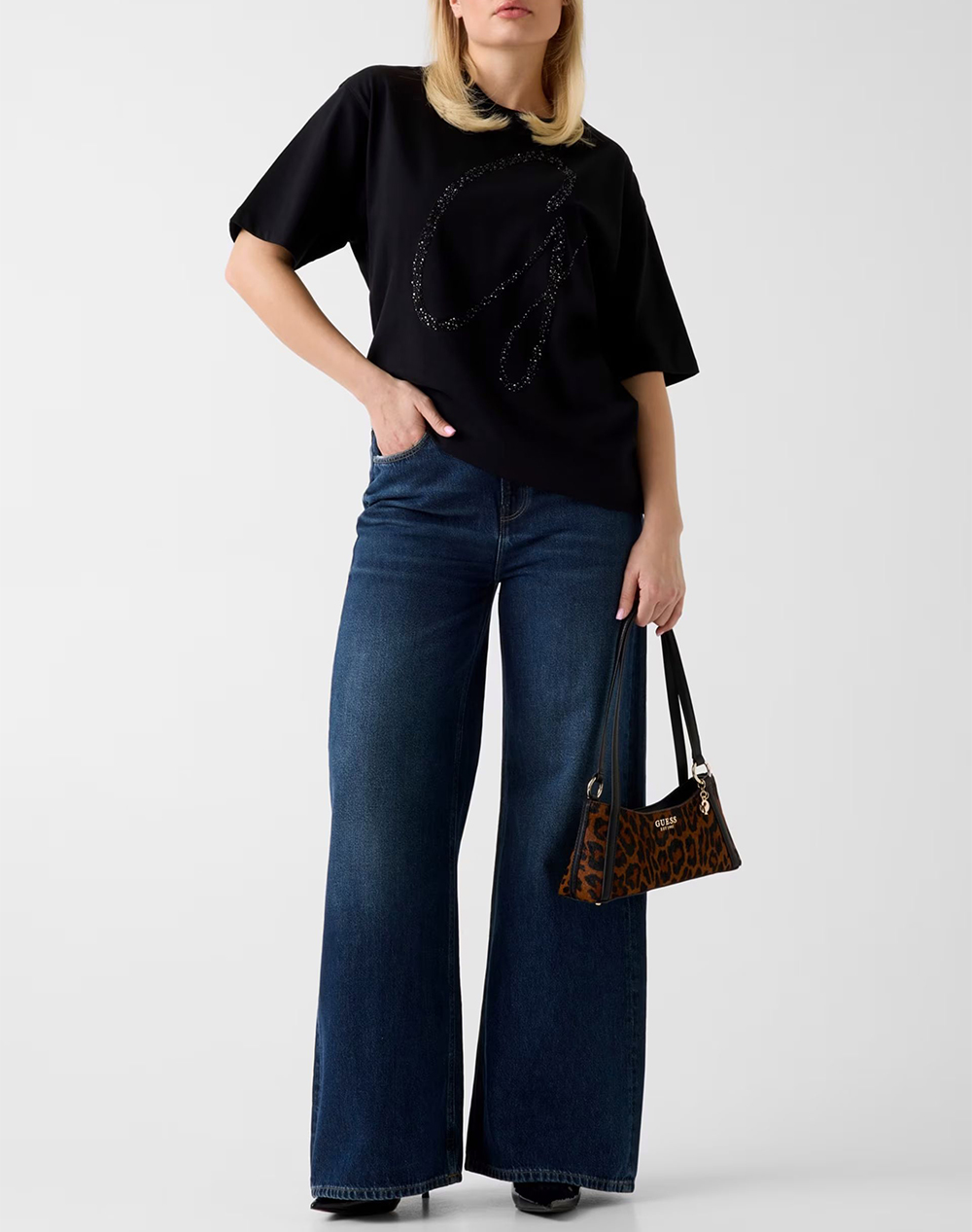 Guess Ss Cn Maxi G Studs Tee Μπλούζα Γυναικείο W6Gi39K3478-Jblk Black Γυναικεία ρούχα μπλούζες Τ-Shirt Politikos Shop Πολιτικός