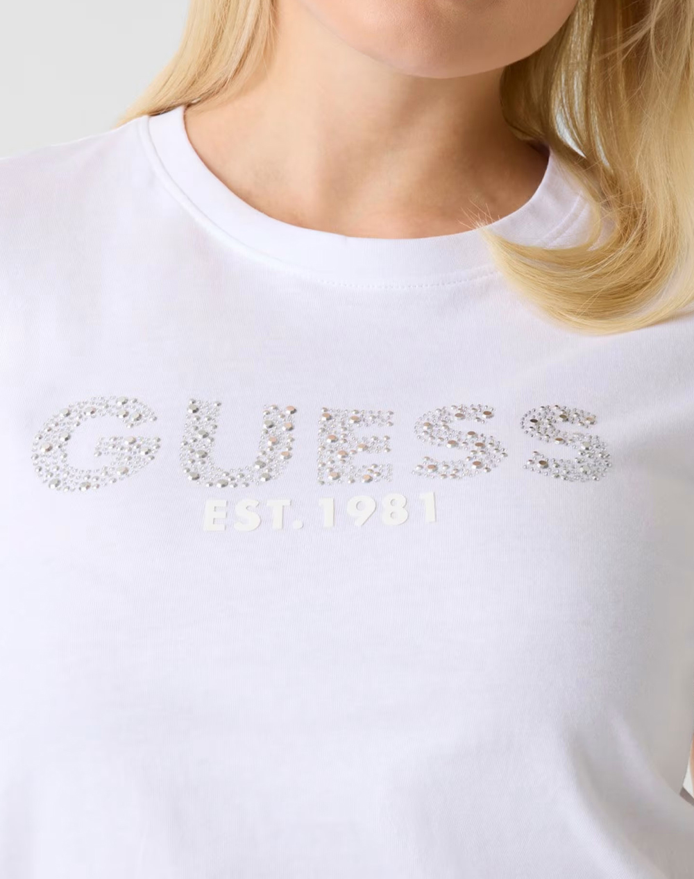 Guess Ss Cn Studs Script Tee Μπλούζα Γυναικείο W6Gi15K3035-G011 White Γυναικεία ρούχα μπλούζες Τ-Shirt Politikos Shop Πολιτικός