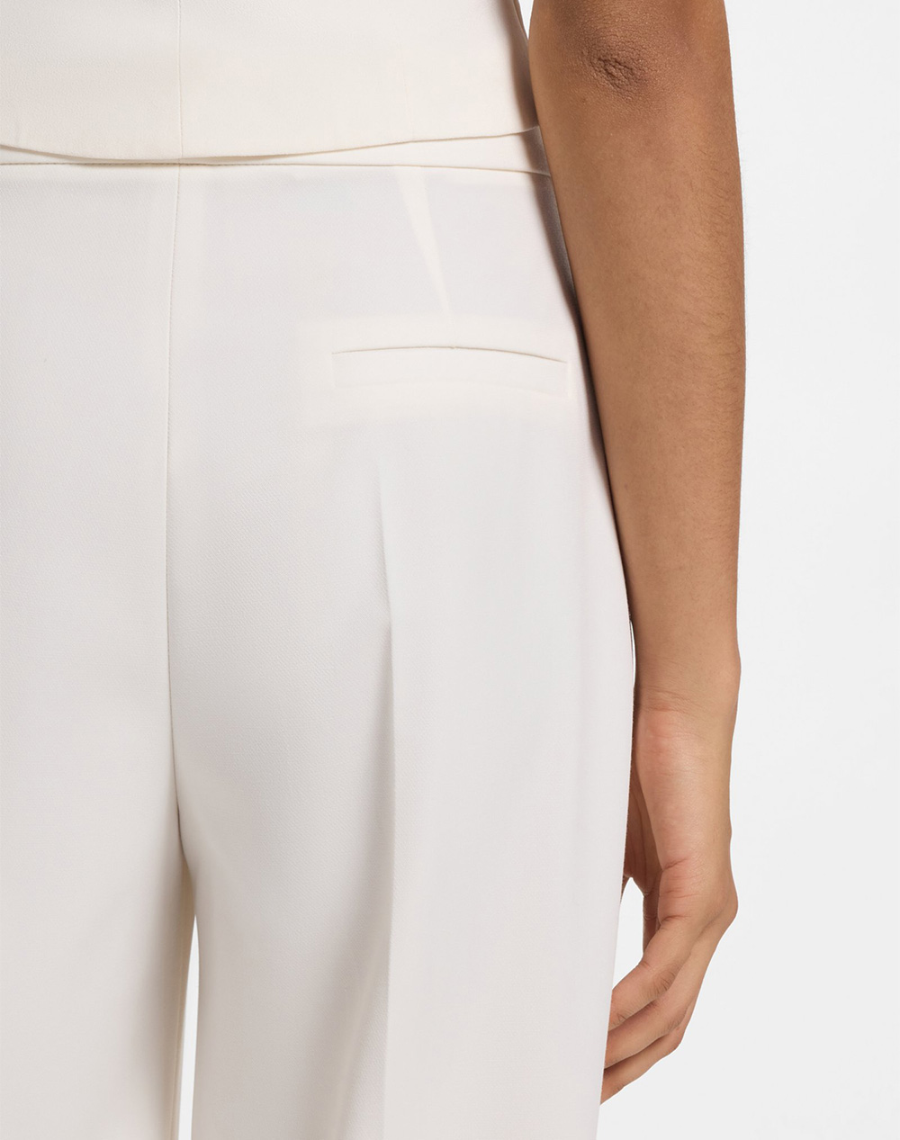 Hugo Huzili 10278070 01 50558131-115 Offwhite Γυναικεία ρούχα παντελόνια Υφασματινα Politikos Shop Πολιτικός