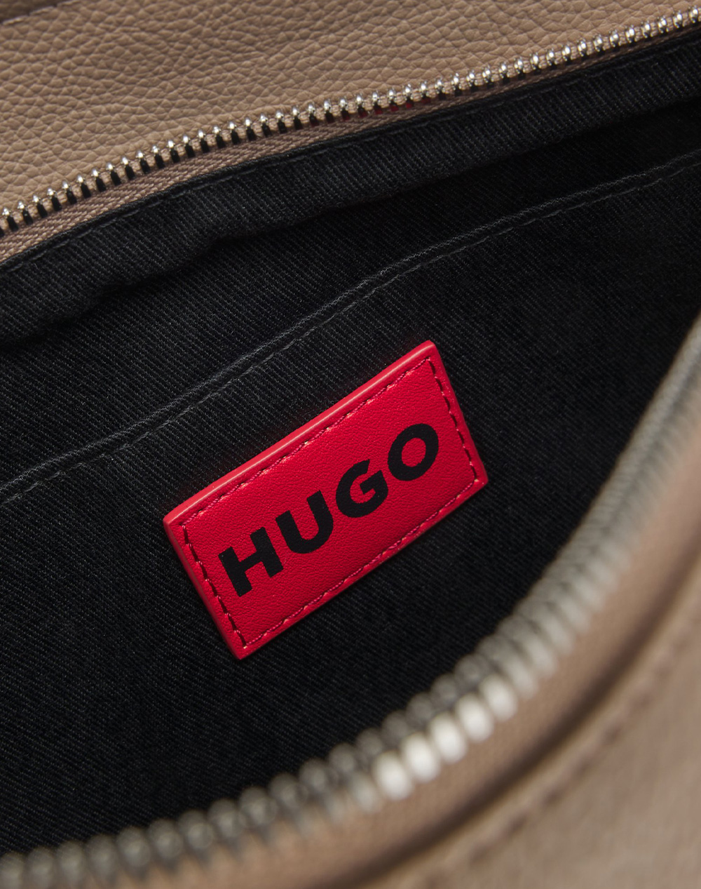 Hugo Chris 2 0 Sh Bag Big 10277947 01 50557881-231 Sandybrown Γυναικεία αξεσουάρ τσάντες Politikos Shop Πολιτικός