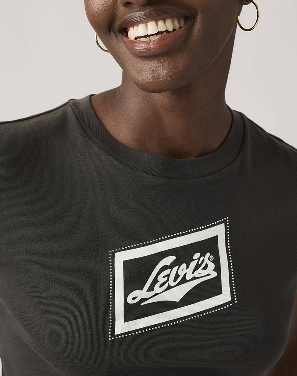 Levis Gr Essential Sporty Tee A8798-0099-0099 Jetblack Γυναικεία ρούχα μπλούζες Τ-Shirt Politikos Shop Πολιτικός