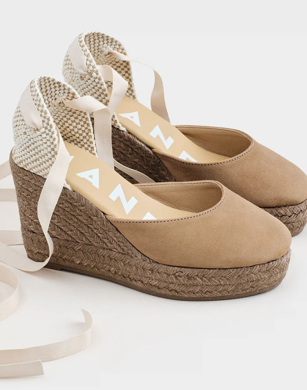 MANEBI W 1.6 WV, HAMPTONS , WEDGE ESPADRILLES, VINTAGE TAUPE ON TONE W 1.6 WV-W 1.6 Biege φωτογραφία
