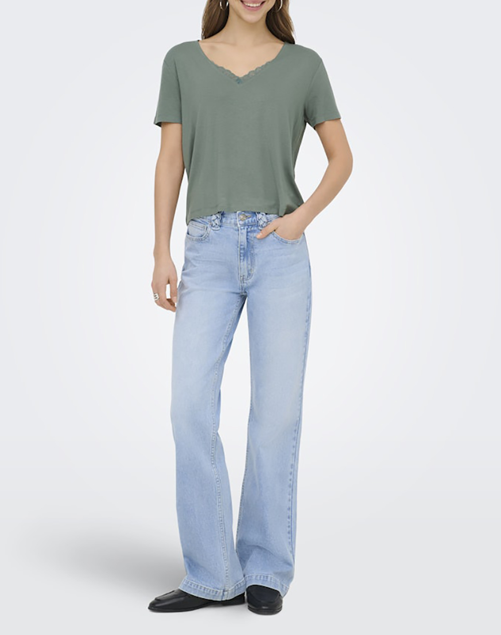 Only Onlrilla S V-Neck Lace Top Jrs 15369760-Laurel Wreath Darkgreen Γυναικεία ρούχα μπλούζες Τ-Shirt Politikos Shop Πολιτικός