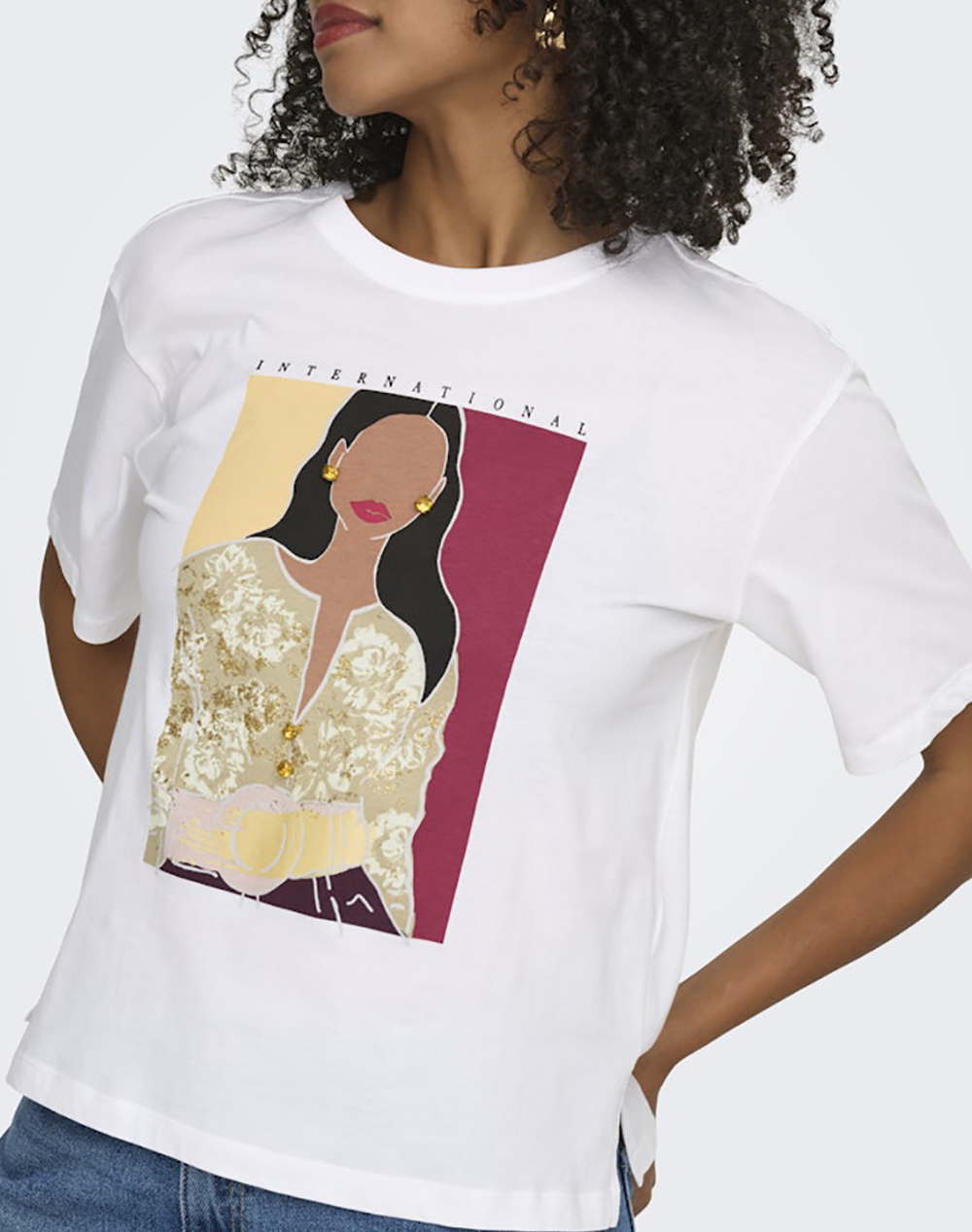 Only Onlsusan S Print Top Box Jrs 15372179-Bright Whitesusan Interantional White Γυναικεία ρούχα μπλούζες Τ-Shirt Politikos Shop Πολιτικός