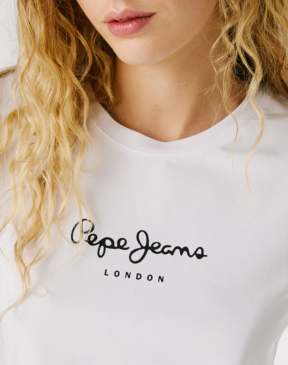 Pepe Jeans Essentials Drop 2 New Virginia Ss N Μπλούζα Γυναικείο Pl505202-800 White Γυναικεία ρούχα μπλούζες Τ-Shirt Politikos Shop Πολιτικός