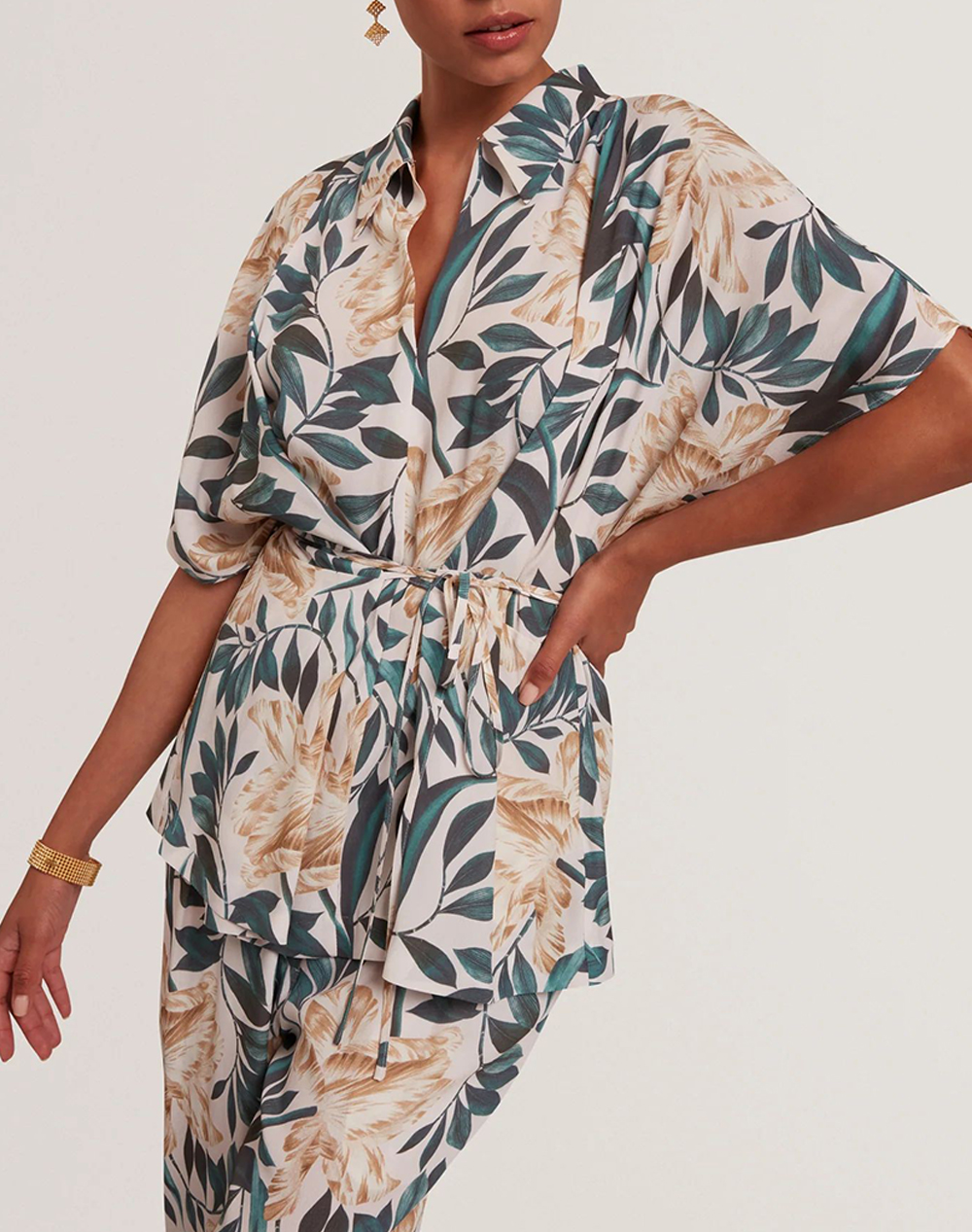 TED BAKER GEHMMA Printed Tie Detail Short Sleeve Shirt 282463-CREAM Mixed