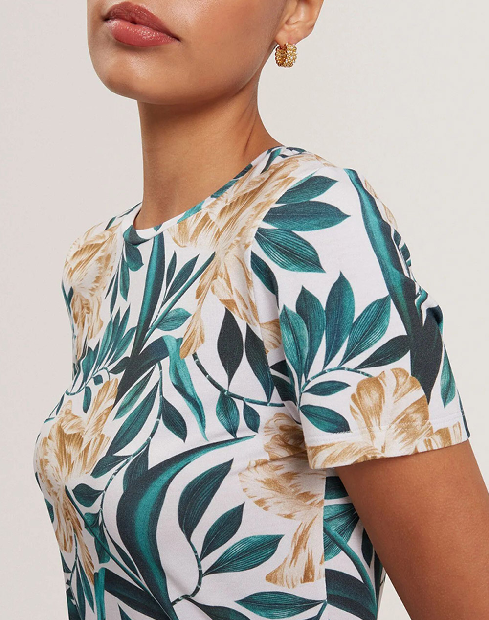 TED BAKER SELLEY Printed Fitted Tee 283105-CREAM Cream φωτογραφία