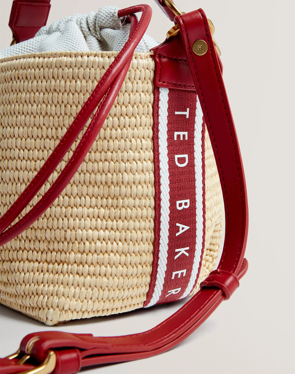 Ted Baker Raffyna Webbing Detail Raffia Small Bucket Bag 284053-Red Red Γυναικεία αξεσουάρ τσάντες Politikos Shop Πολιτικός