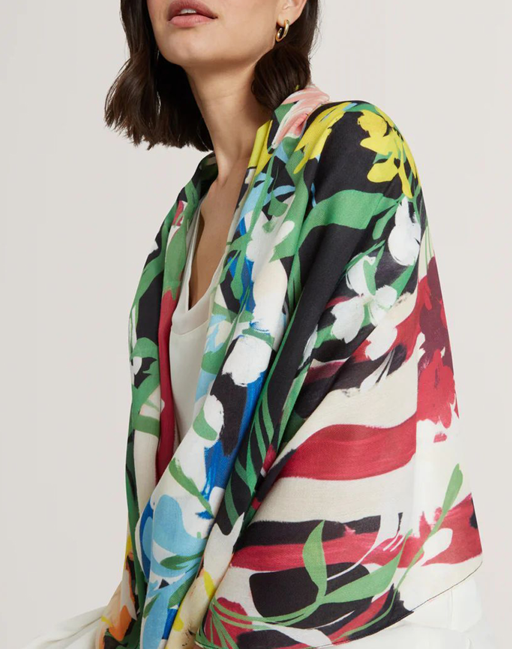 TED BAKER SANDYYS Bouquet Print Woven Scarf 284077-multicol Multi φωτογραφία