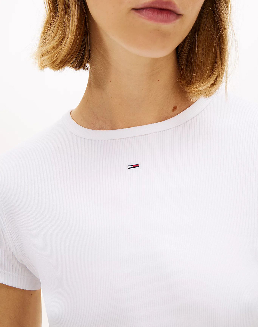 Tommy Jeans Tjw Slim Essential Rib Ss Ext Dw0Dw17383-Ybr White Γυναικεία ρούχα μπλούζες Τ-Shirt Politikos Shop Πολιτικός