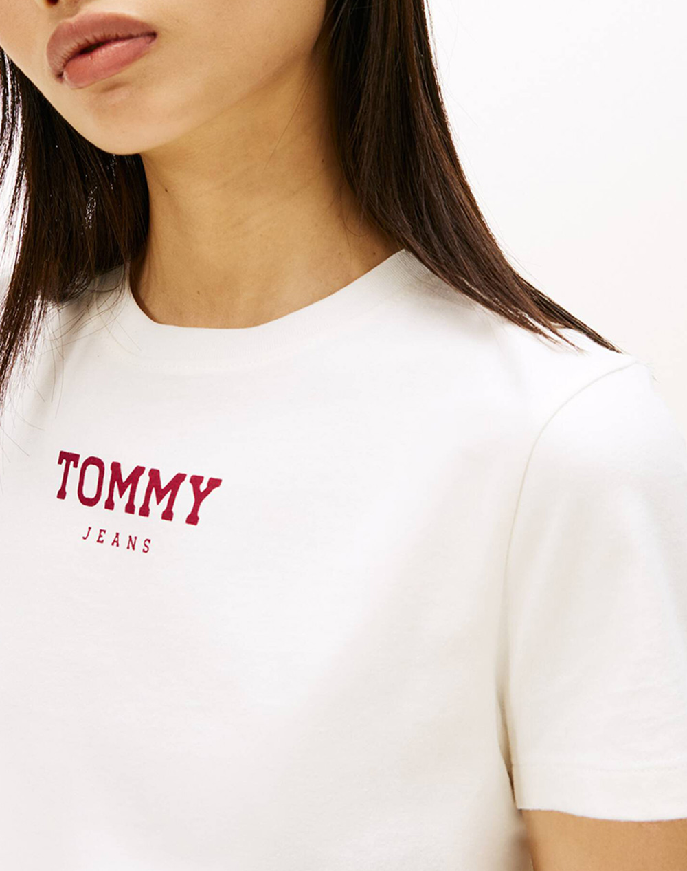 Tommy Jeans Tjw Reg Essential Logo 2 Tee Ext Dw0Dw21842-Ybl Ecru Γυναικεία ρούχα μπλούζες Τ-Shirt Politikos Shop Πολιτικός