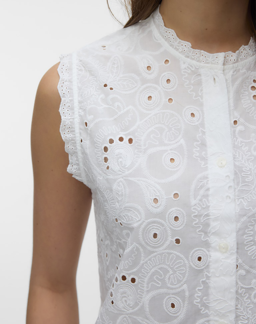 Vero Moda Vmemily Emb Sl Top Wvn 10348164-Snow White Γυναικεία ρούχα μπλούζες Τοπ Κορμακια Politikos Shop Πολιτικός