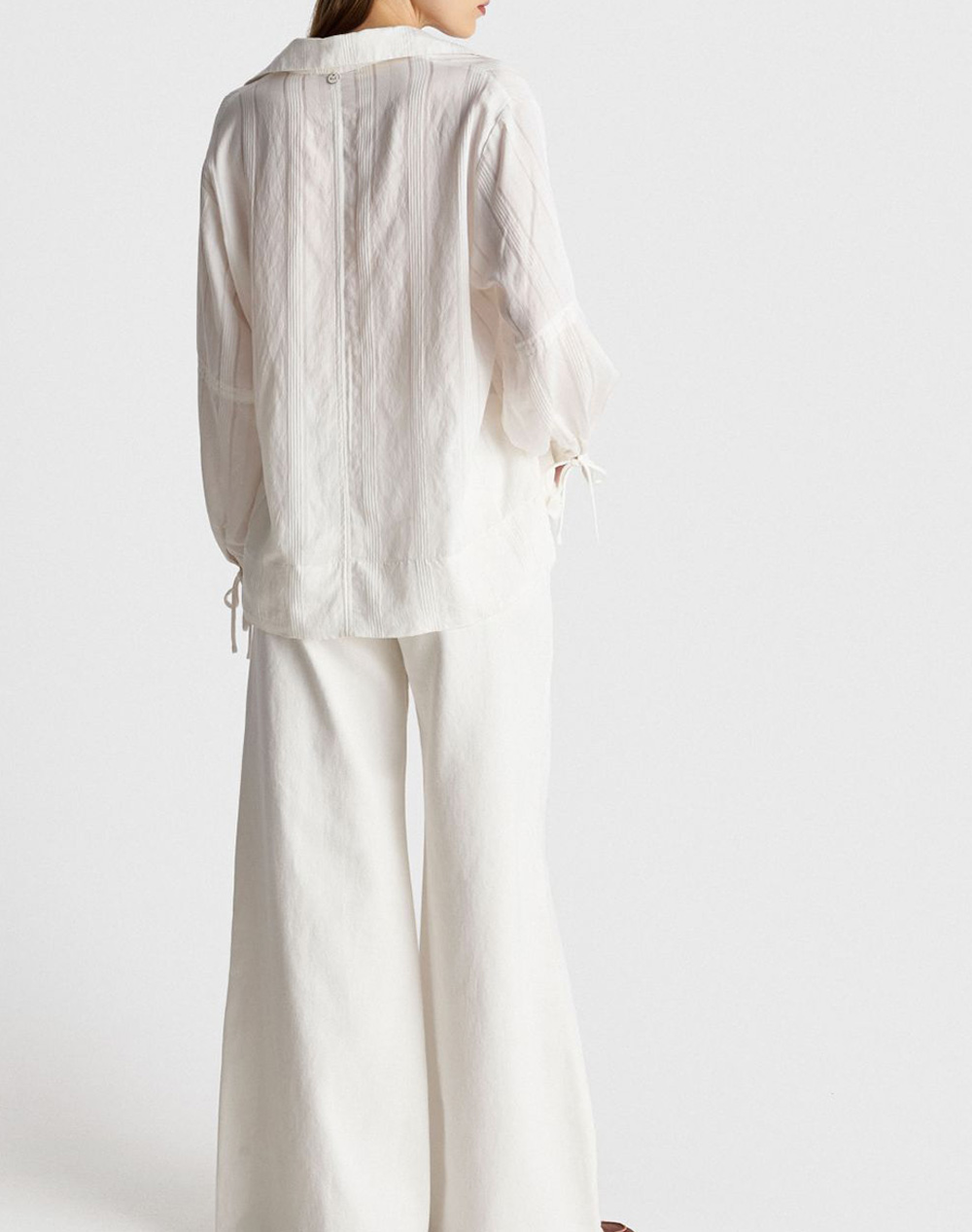 ALE ΤΟΥΝΙΚ 8922909-LEYKO White φωτογραφία