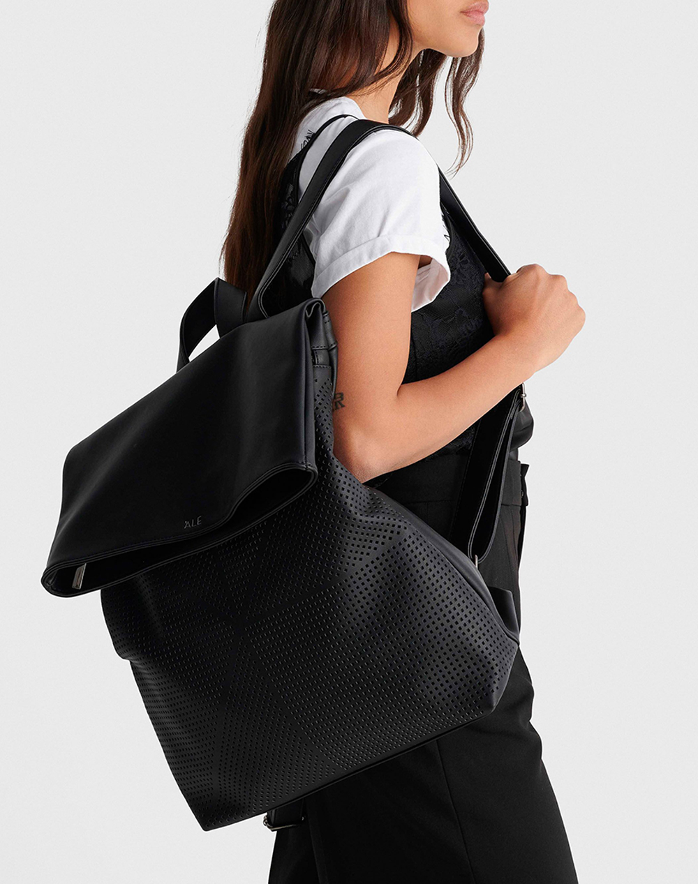 Ale Τσάντα 8T23460-Mayro Black Γυναικεία αξεσουάρ τσάντες Politikos Shop Πολιτικός