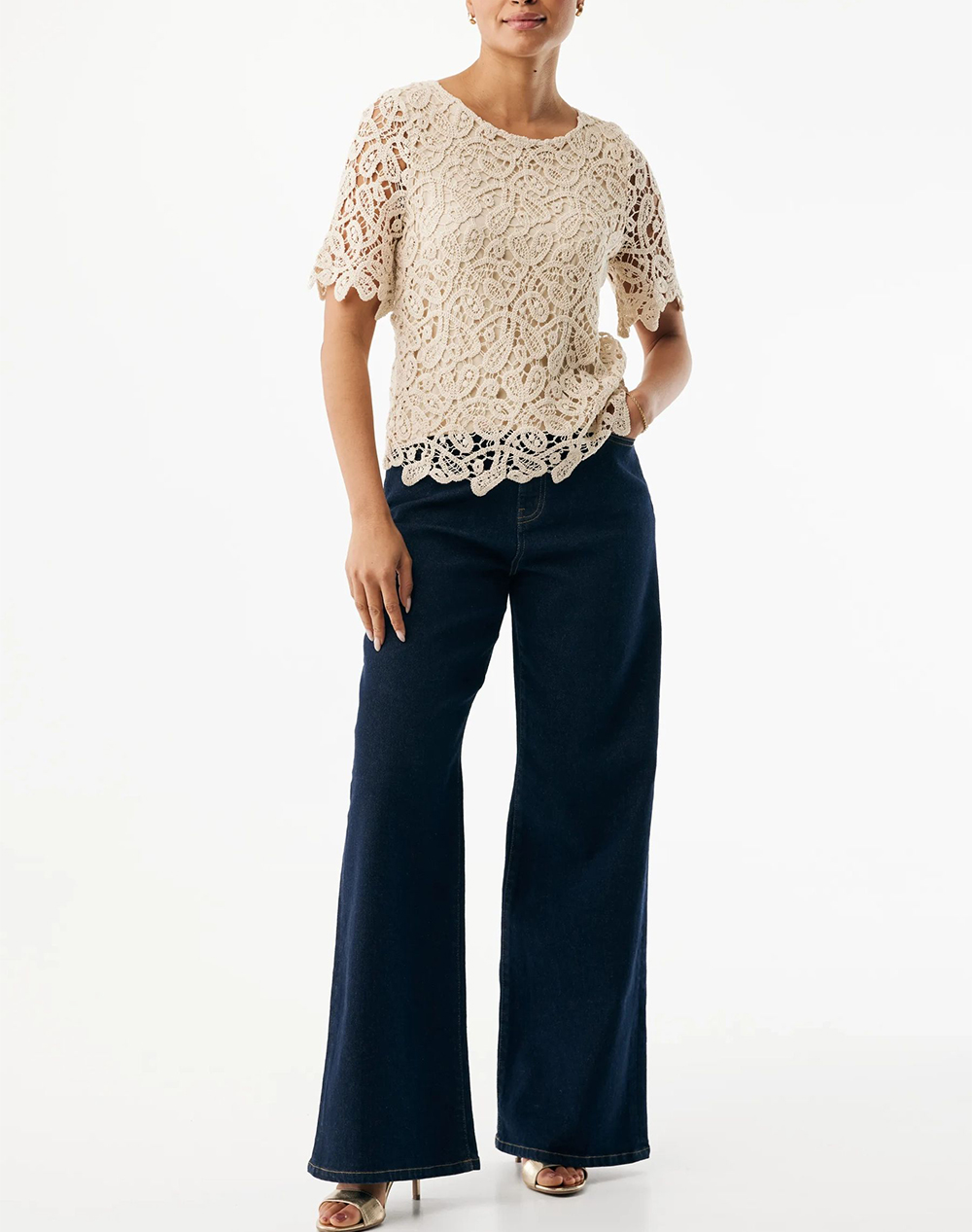 Mexx Crochet Top Mf006102461W-131308 Sandybrown Γυναικεία ρούχα μπλούζες Τοπ Κορμακια Politikos Shop Πολιτικός