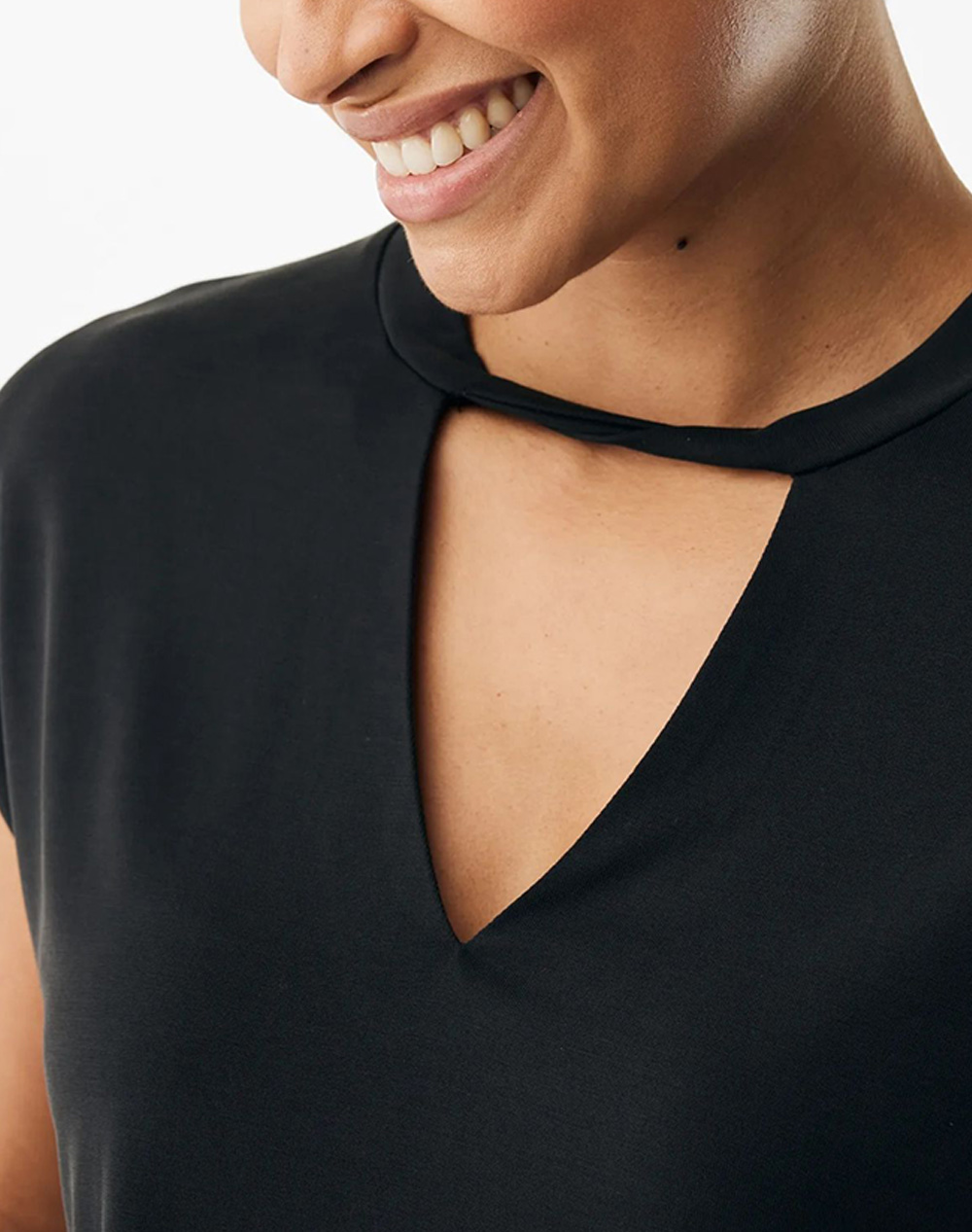 Mexx Twisted Neckline Top Mf007701761W-193911 Black Γυναικεία ρούχα μπλούζες Τοπ Κορμακια Politikos Shop Πολιτικός