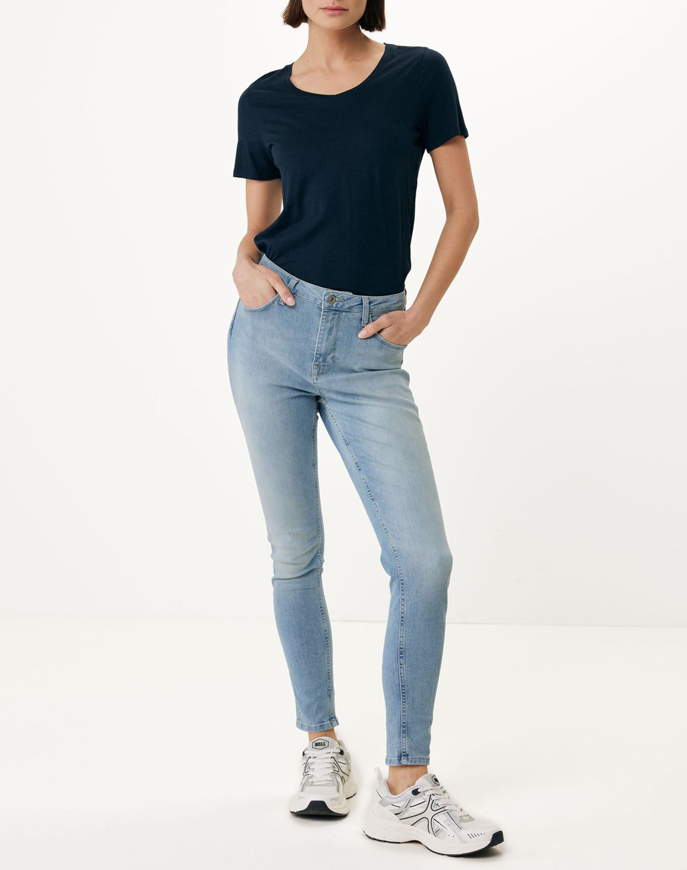 Mexx Femmie Basic V-Neck Tee Mf007800541W-194020 Navyblue Γυναικεία ρούχα μπλούζες Τ-Shirt Politikos Shop Πολιτικός