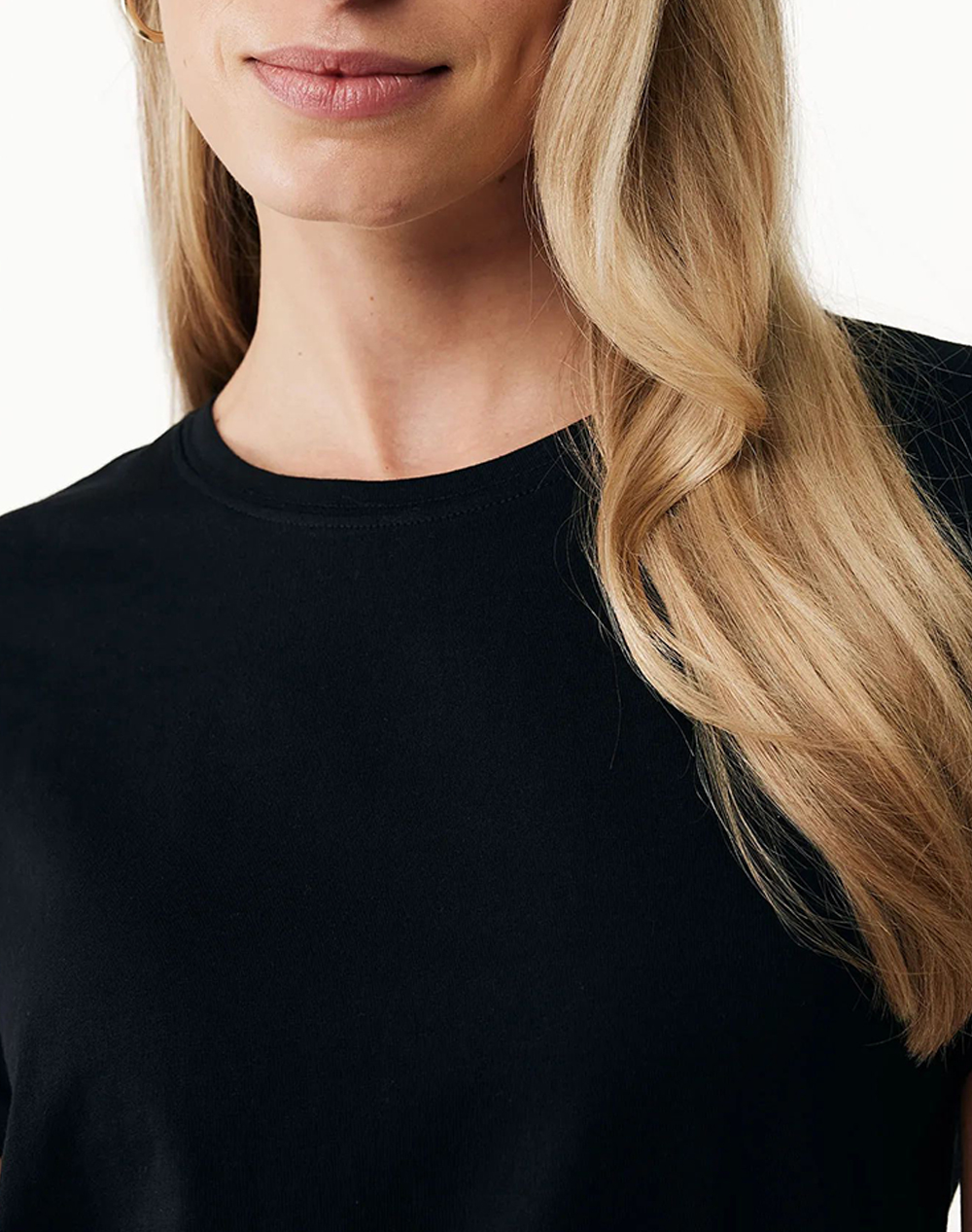 Mexx Fay Regular T-Shirt Mf007800441W-193911 Black Γυναικεία ρούχα μπλούζες Τ-Shirt Politikos Shop Πολιτικός